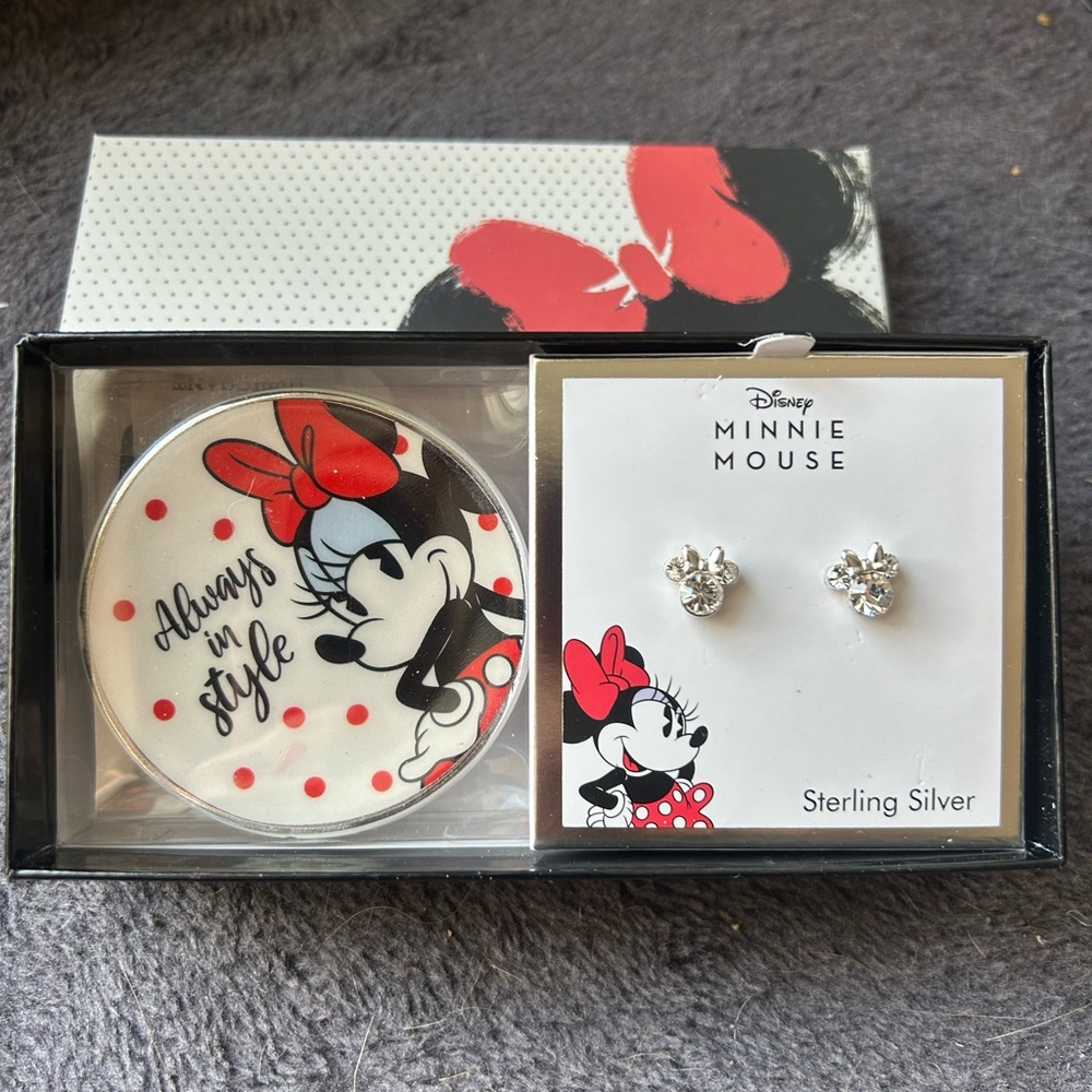 Disney Minnie Mouse Red and Silver Jewelry Set